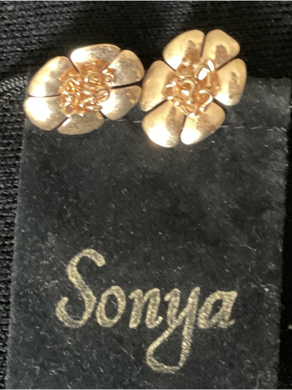 Sony14 k gold  Flower Stud Earrings -